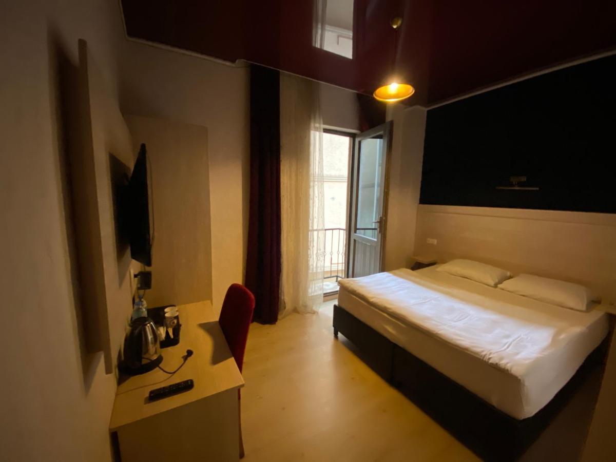 Hotel My Rose Batumi Bagian luar foto