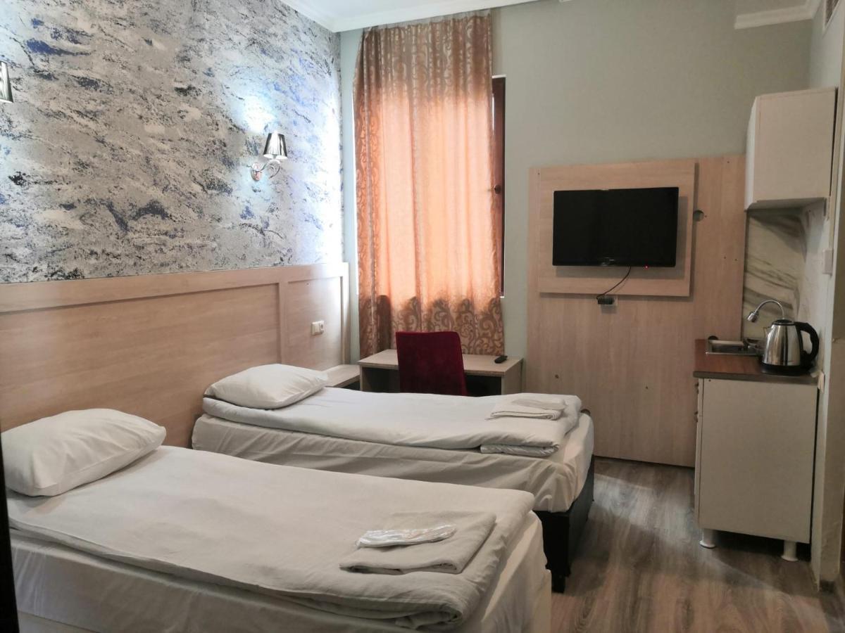 Hotel My Rose Batumi Bagian luar foto