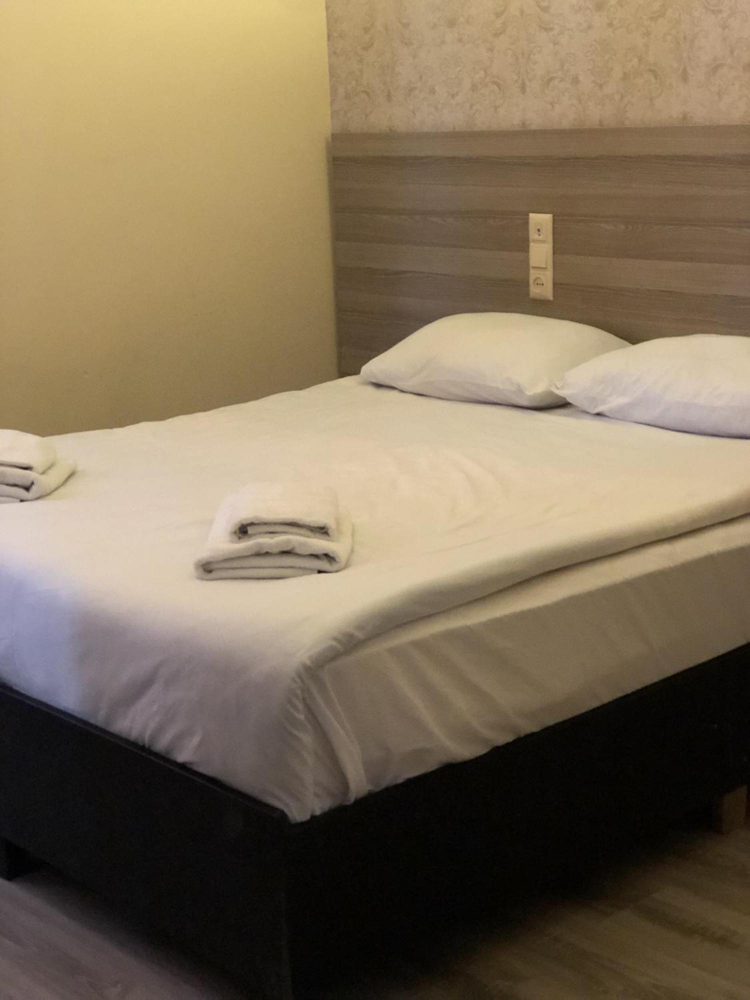Hotel My Rose Batumi Bagian luar foto